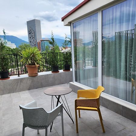 Penthouse With A City View Tirana Extérieur photo