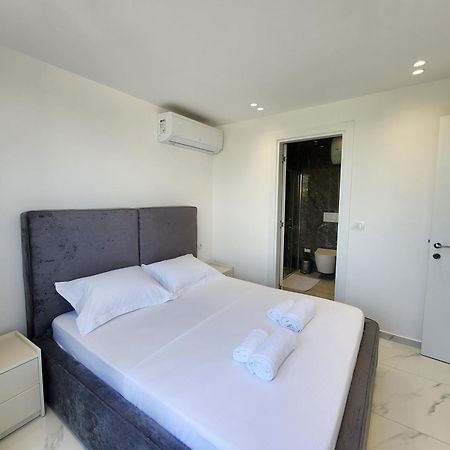 Penthouse With A City View Tirana Extérieur photo
